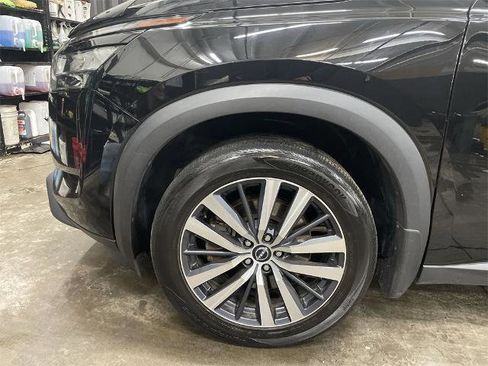 Certified 2022 Nissan Pathfinder Platinum image 10