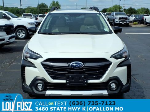 Used 2025 Subaru Outback Limited AWD/4WD image 32