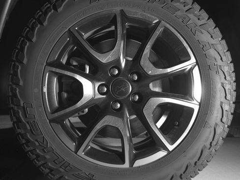 Used 2025 Jeep Compass Trailhawk AWD/4WD image 12