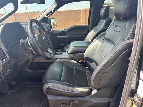 Used 2018 Ford F150 Raptor w/ Equipment Group 802A Luxury AWD/4WD image 18