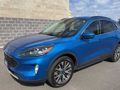 Used 2020 Ford Escape Titanium AWD/4WD image 25