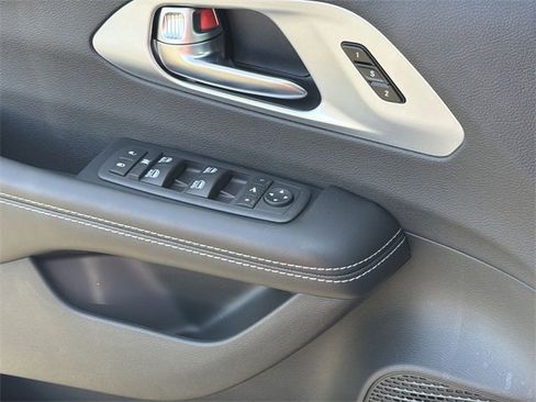 New 2026 Chrysler Pacifica Limited w/ S Appearance Package image 27