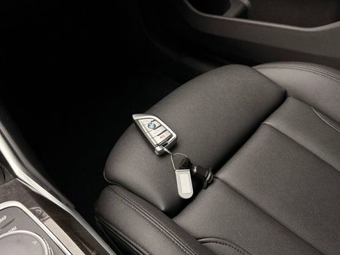 Used 2019 BMW 330i xDrive Sedan w/ Convenience Package AWD/4WD image 51