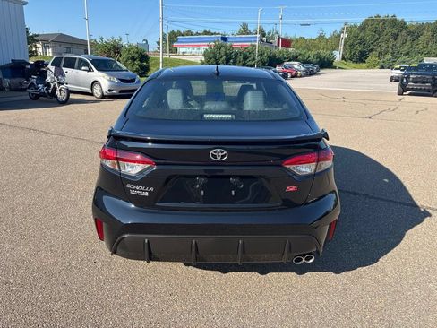 Certified 2026 Toyota Corolla SE w/ SE Package FWD image 6