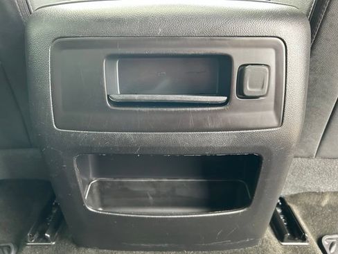 Used 2018 GMC Sierra 1500 SLT AWD/4WD image 40