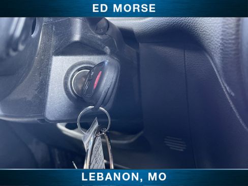 Used 2018 Jeep Wrangler Unlimited Sahara image 15