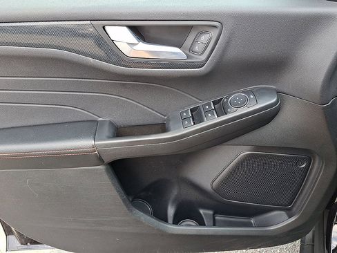 Certified 2024 Ford Escape ST-Line w/ Tech Pack #1 AWD/4WD image 16