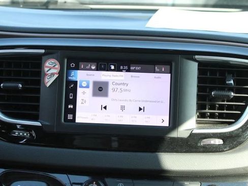 Used 2024 Chrysler Voyager LX FWD image 26