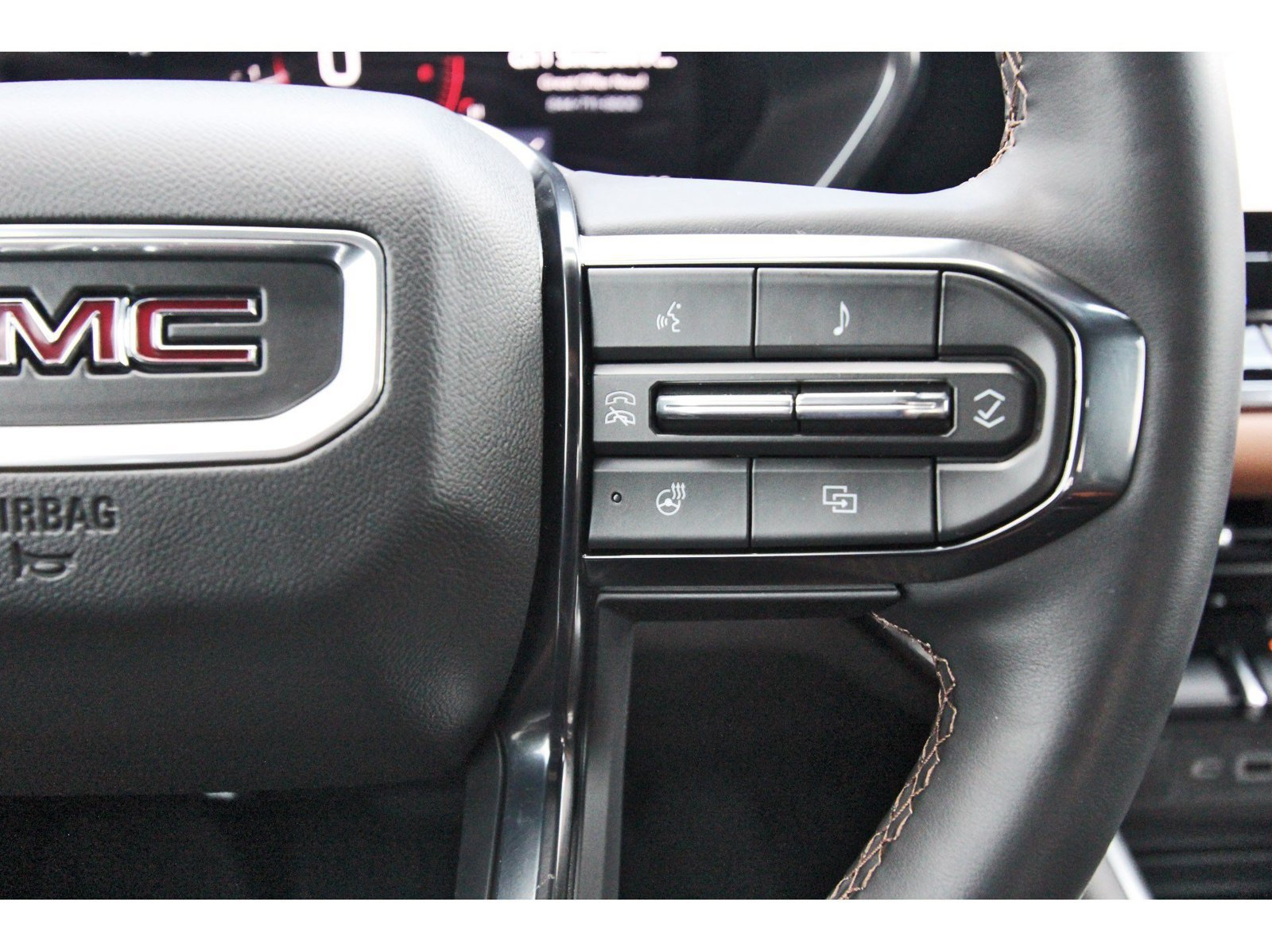 Used 2026 GMC Canyon AT4 w/ AT4 Premium Package AWD/4WD image 21