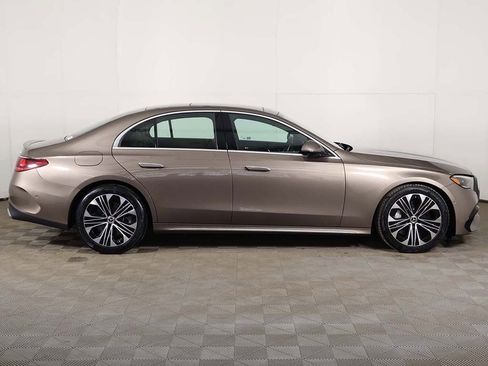 Used 2025 Mercedes-Benz E 450 4MATIC Sedan w/ Multicontour Seating Package image 20