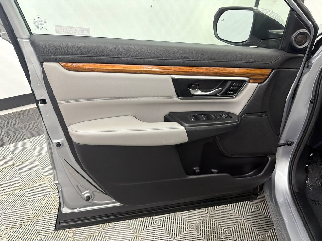 Used 2022 Honda CR-V EX-L image 11