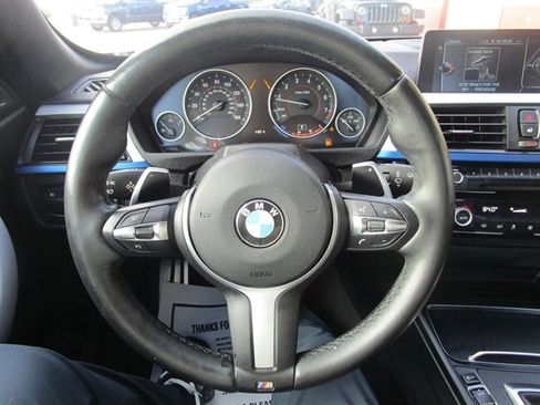 Used 2017 BMW 430i xDrive Convertible image 22