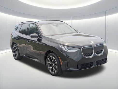 Used 2025 BMW X3 xDrive30i AWD/4WD image 4