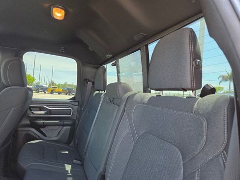 Used 2021 RAM 1500 Big Horn RWD image 16