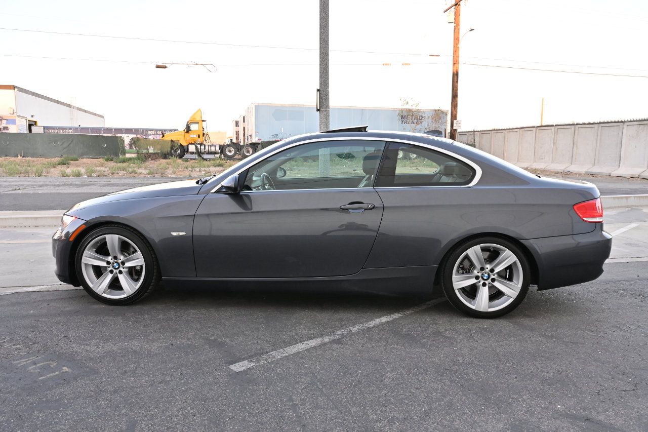 Used 2008 BMW 335i Coupe RWD image 4