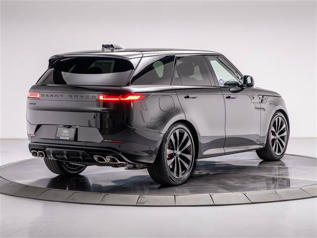 New 2027 Land Rover Range Rover Sport Dynamic SE AWD/4WD image 5