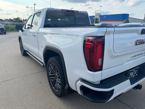 Used 2019 GMC Sierra 1500 Denali w/ Denali Ultimate Package AWD/4WD image 2