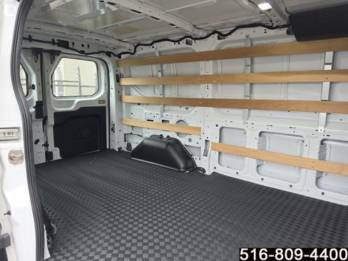 Used 2024 Ford Transit 250 Low Roof w/ Exterior Upgrade Package RWD image 9