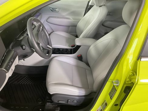 Used 2024 Hyundai Kona Limited AWD/4WD image 15