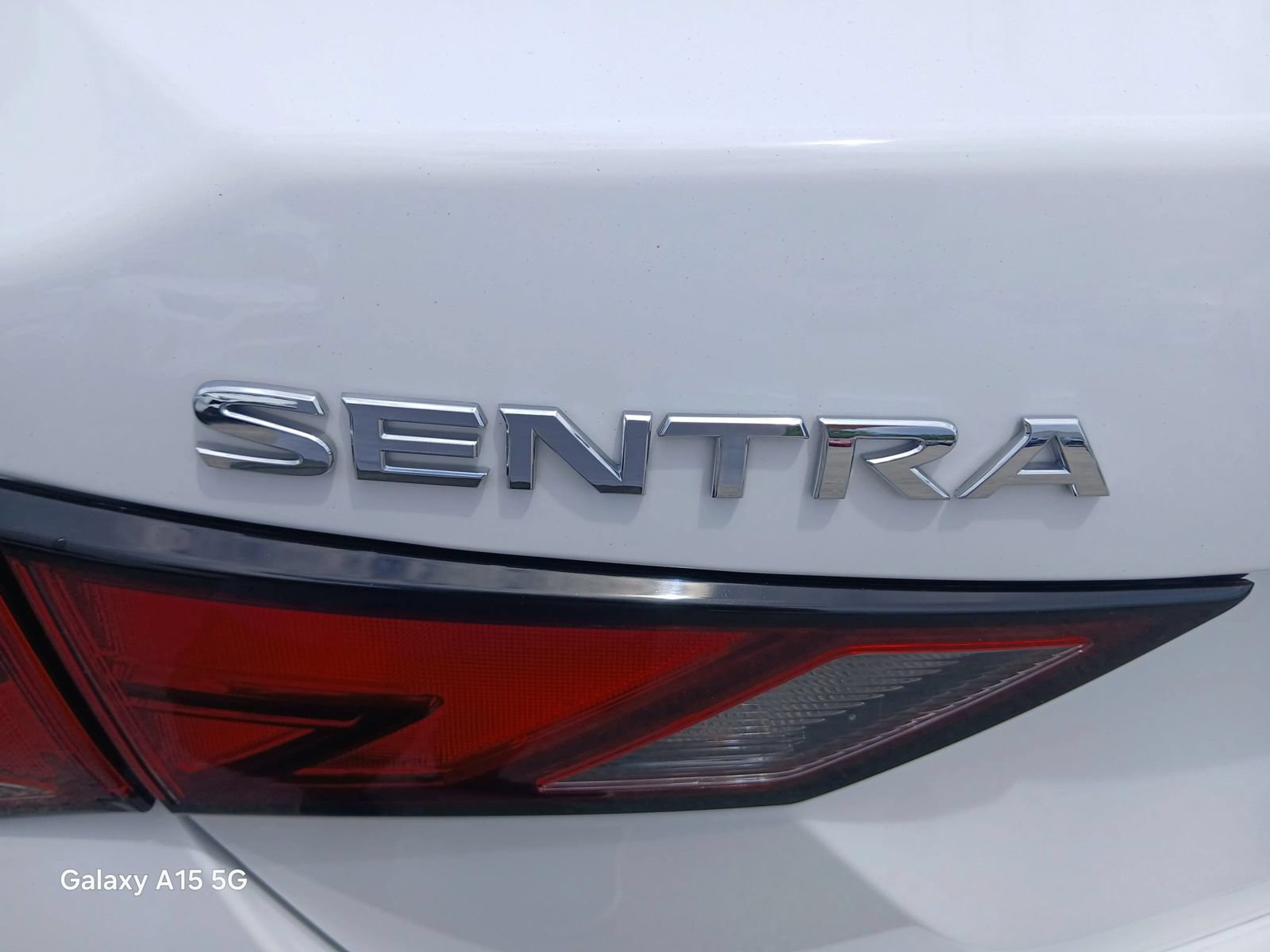 Used 2021 Nissan Sentra SV FWD image 15