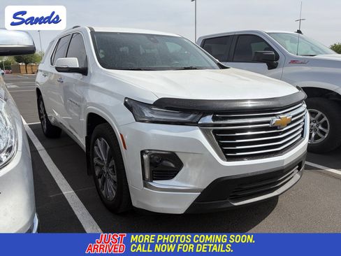 Used 2023 Chevrolet Traverse Premier image 1