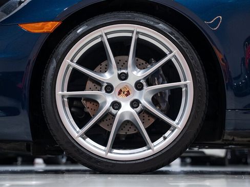 Used 2014 Porsche 911 Carrera 4 AWD/4WD image 44