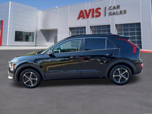 Used 2025 Kia Niro LX FWD image 10