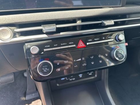 New 2025 Hyundai Tucson Limited image 27