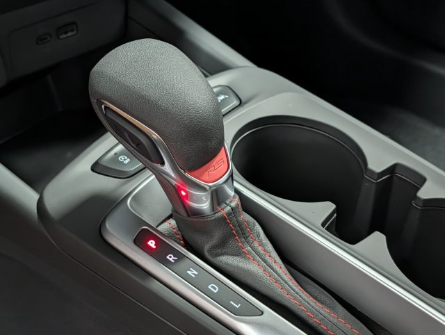 New 2026 Chevrolet Trax RS w/ Sunroof Package FWD image 23