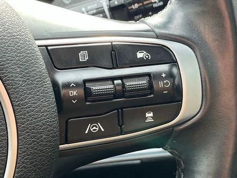 Used 2023 Kia Sportage SX image 32