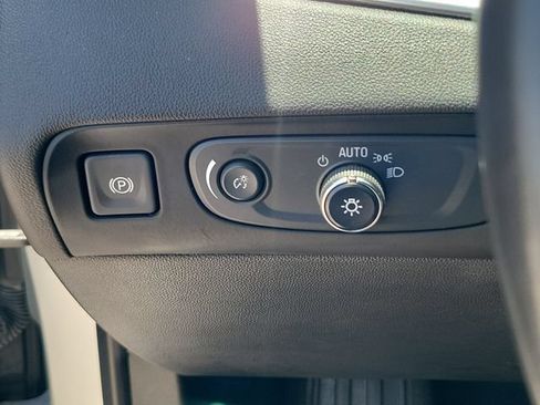 Used 2021 Buick Enclave Essence w/ Sound and Sites Package FWD image 26