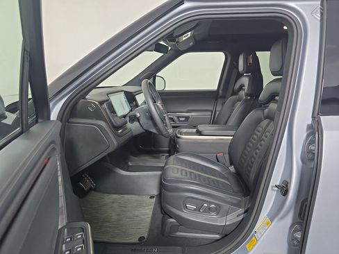 Used 2024 Rivian R1T Adventure AWD/4WD image 20