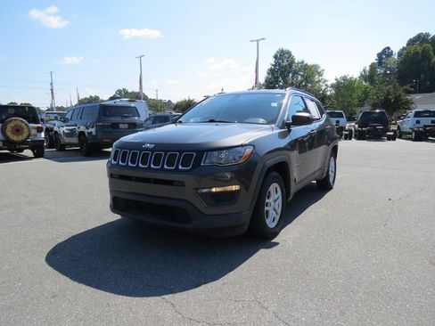 Used 2021 Jeep Compass Sport FWD image 7