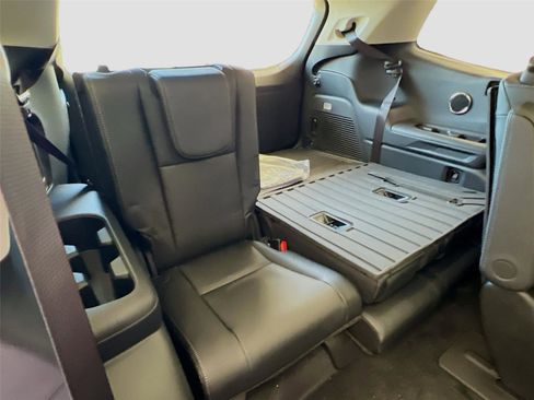 New 2025 Subaru Ascent Touring image 31