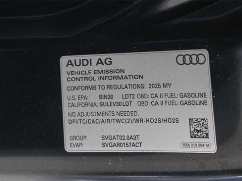 New 2025 Audi Q3 2.0T Premium image 27