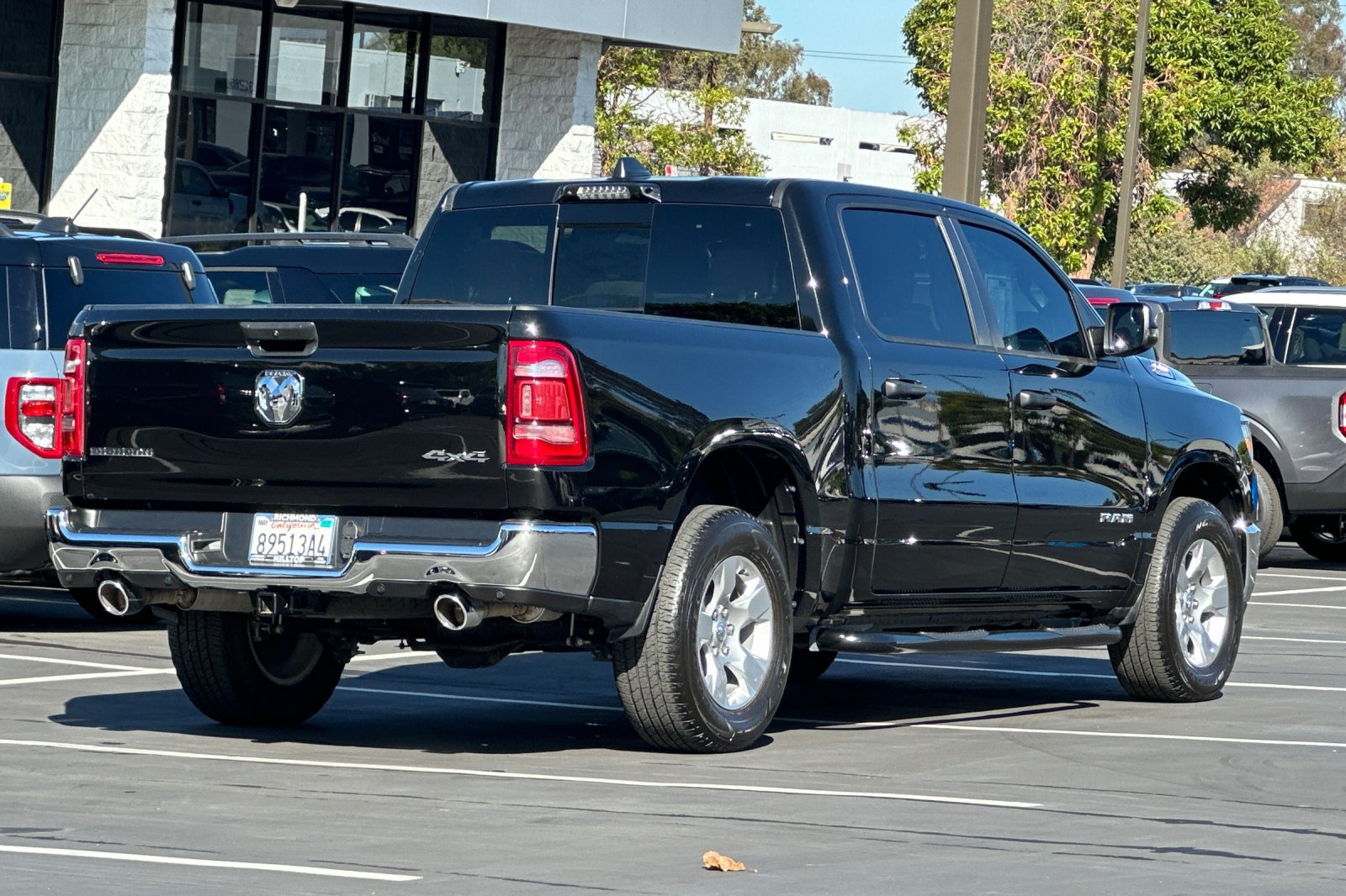 Certified 2023 RAM 1500 Big Horn AWD/4WD image 4