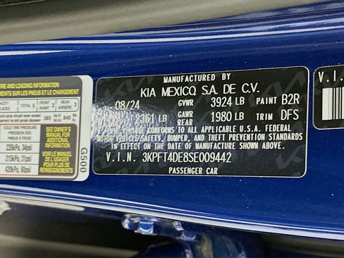 Used 2025 Kia K4 LXS image 12