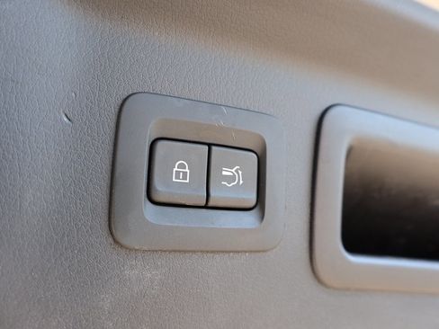 Used 2024 MAZDA CX-90 Plug-In Hybrid w/ Preferred image 18