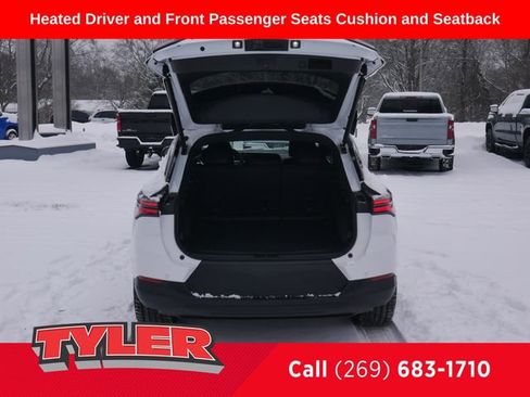 New 2026 Chevrolet Equinox EV LT image 17