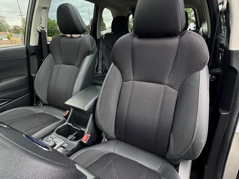 Used 2021 Subaru Forester Premium AWD/4WD image 35