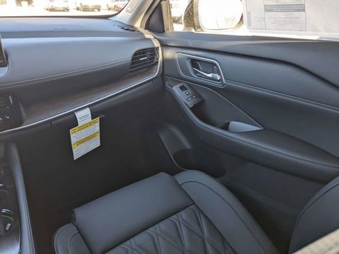 New 2025 Nissan Rogue Platinum w/ Platinum Premium Package image 19