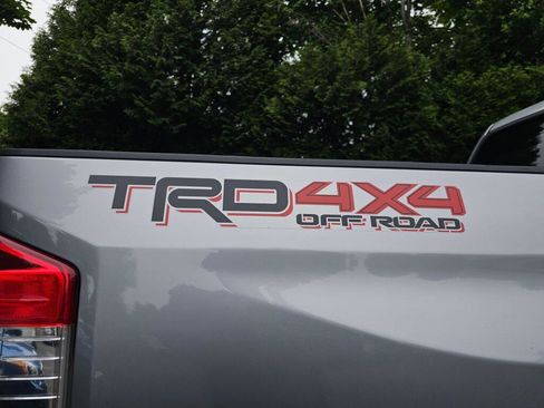 Used 2021 Toyota Tundra Limited w/ Limited Premium Package AWD/4WD image 16