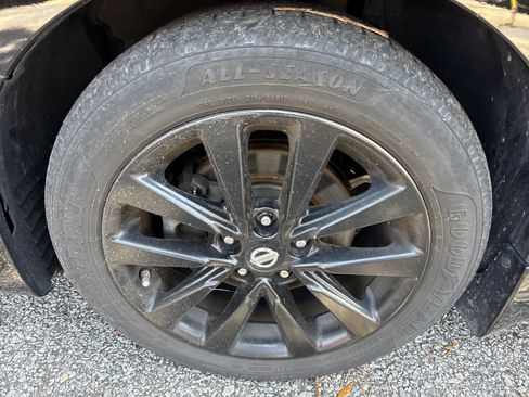 Used 2017 Nissan Altima 2.5 SV FWD image 32