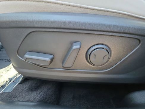 Certified 2025 Hyundai Tucson SEL image 42