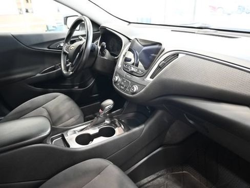 Used 2021 Chevrolet Malibu RS w/ LPO, Convenience Package 1 FWD image 13
