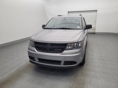 Used 2020 Dodge Journey SE w/ SE Popular Equipment Group image 15