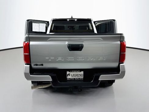 Used 2024 Toyota Tacoma SR5 AWD/4WD image 23