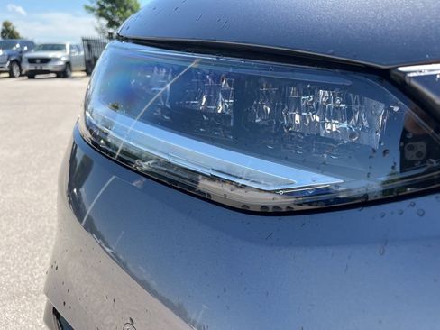 Certified 2024 Honda HR-V EX-L image 12