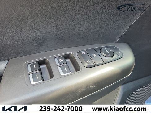 Used 2020 Kia Sportage LX FWD image 20