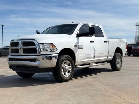 Used 2017 RAM 2500 Tradesman w/ Chrome Appearance Group image 4